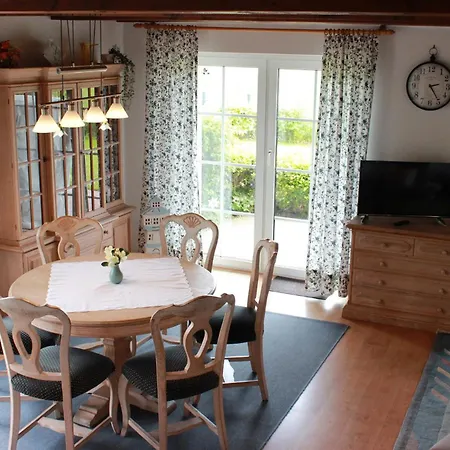 Achterdeck بيت للعطل